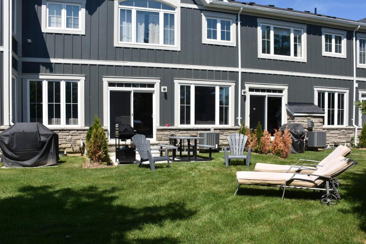 New Blue Mountain Village Snowbridge Executive Townhome Sleeps 10 With Outdoor Pool And Shuttle Nottawa Eksteriør billede