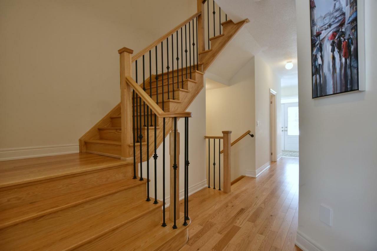 New Blue Mountain Village Snowbridge Executive Townhome Sleeps 10 With Outdoor Pool And Shuttle Nottawa Eksteriør billede